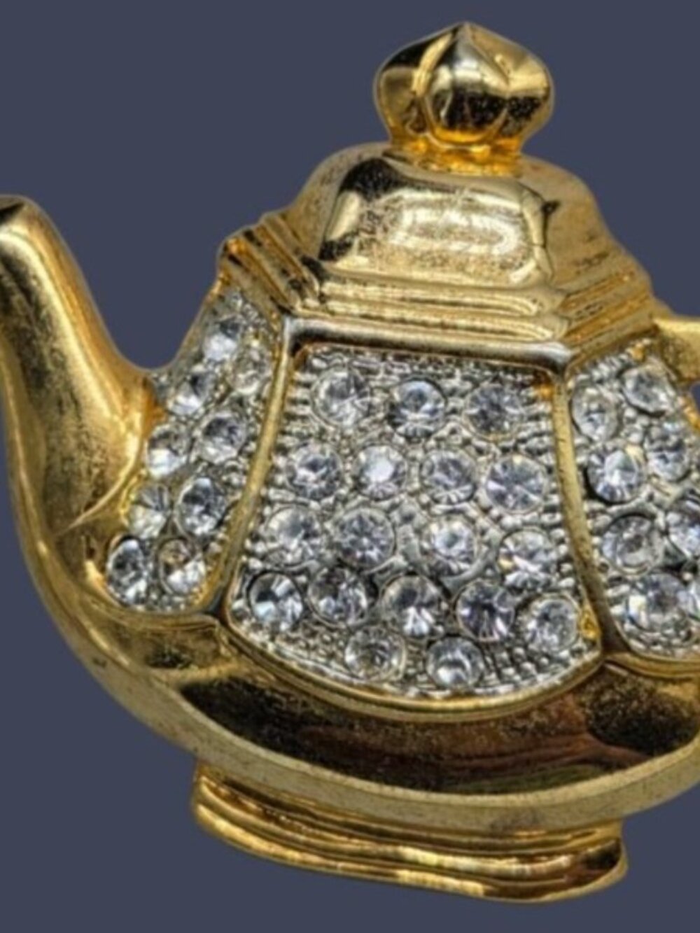 Vintage Louis Stern Gold-Plated Pavé Rhinestone Teapot Brooch Signed L-S - Picture 7 of 9